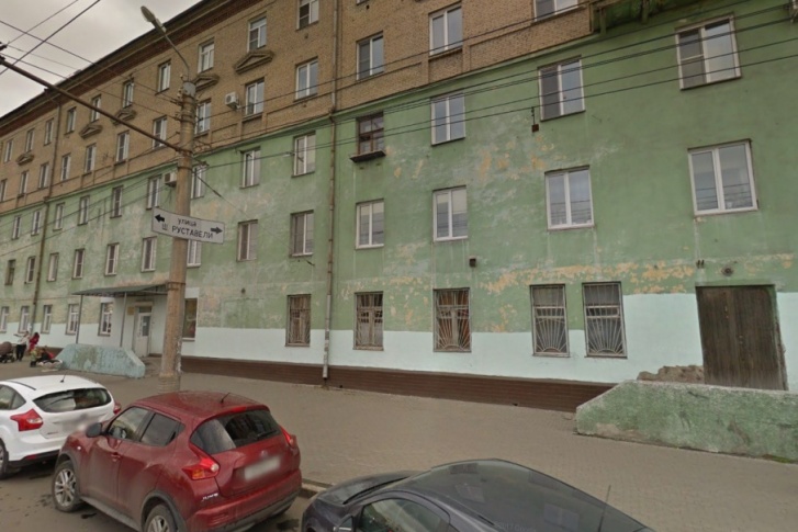 В детской поликлинике ОКБ №2 вызовы на дом отдали неотложке В детской поликлинике ОКБ №2 вызовы на дом отдали неотложке