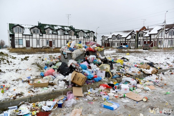 Мусорная свалка вскоре может поглотить поселок Мусорная свалка вскоре может поглотить поселок