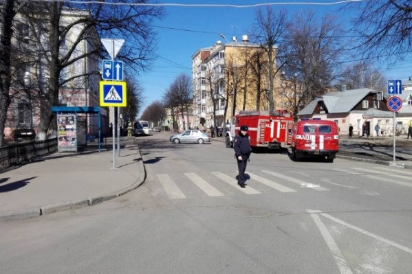 Полиция моментально выехала на вызов Полиция моментально выехала на вызов