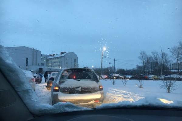 Наверняка все опоздали на работу Наверняка все опоздали на работу