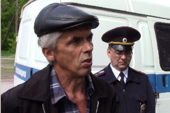 Приемный сын супругов погиб, и они выкрали другого, чтобы выдавать его за умершего Приемный сын супругов погиб, и они выкрали другого, чтобы выдавать его за умершего