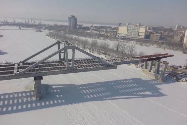 Фрунзенский мост строят с 2015 года Фрунзенский мост строят с 2015 года