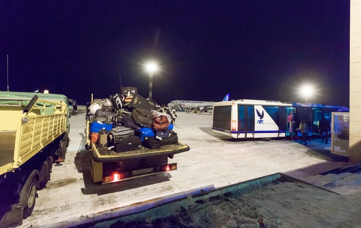 На загрузку и выгрузку всего около 12 минут На загрузку и выгрузку всего около 12 минут