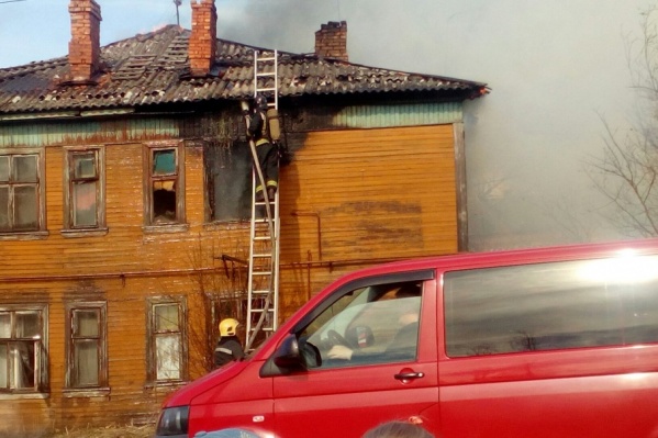 Горел второй этаж Горел второй этаж