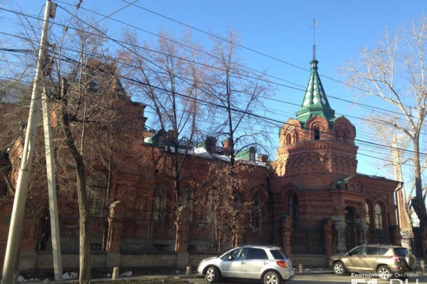 Старинную усадьбу ждёт реставрация Старинную усадьбу ждёт реставрация