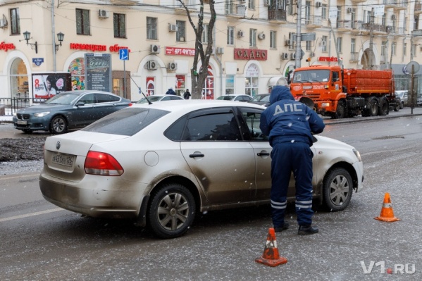 Волгоград проводит зиму с перекрытыми дорогами Волгоград проводит зиму с перекрытыми дорогами