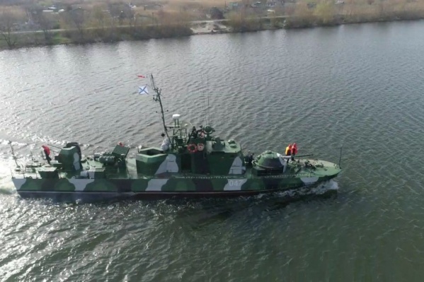 Корабли прошли мимо Волгограда Корабли прошли мимо Волгограда