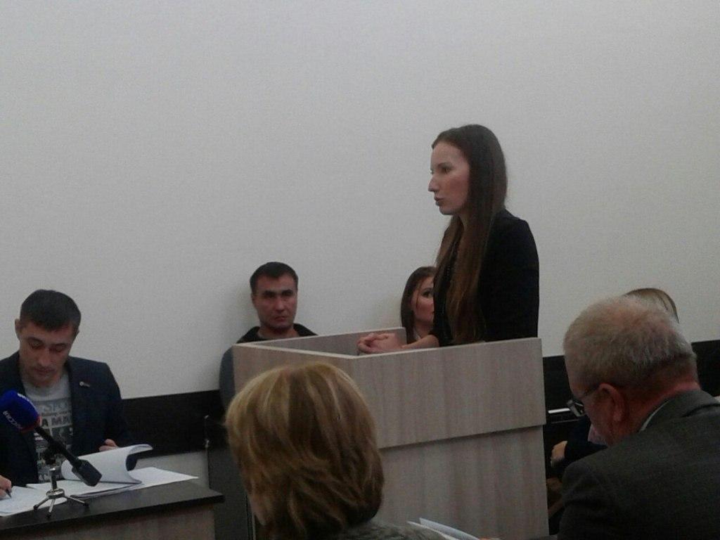 Анна – подруга жены Антона Вахрина Анна – подруга жены Антона Вахрина