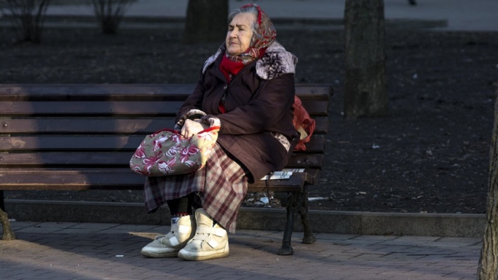 В чистоте, но в голоде: пенсионерка из Ростова пытается вернуть продавцам пылесос, купленный в кредит