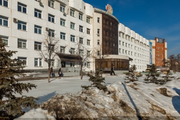 В детской областной больнице уже три года работает выездная бригада детской паллиативной службы В детской областной больнице уже три года работает выездная бригада детской паллиативной службы