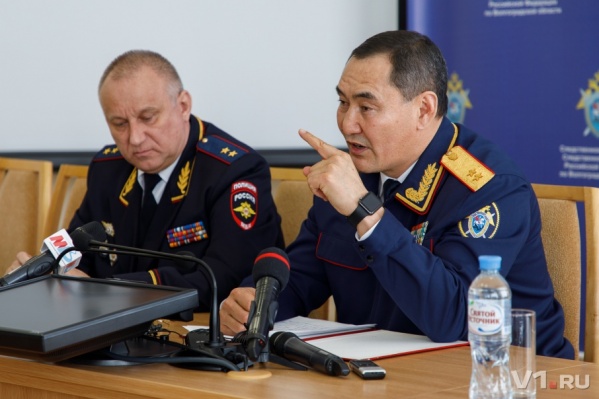 Мужчина испугался поднявшегося в городе шума Мужчина испугался поднявшегося в городе шума