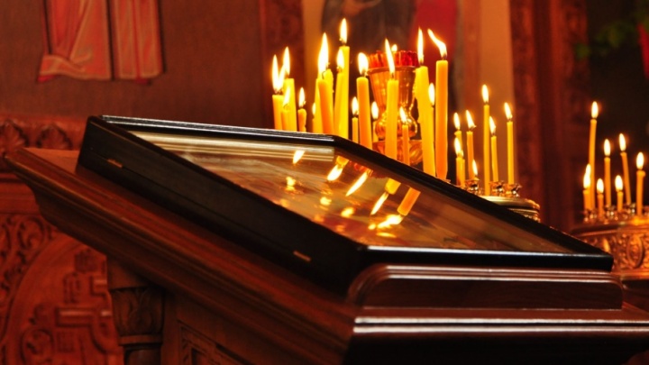 В храмах Архангельска пройдут службы в память о жертвах ДТП