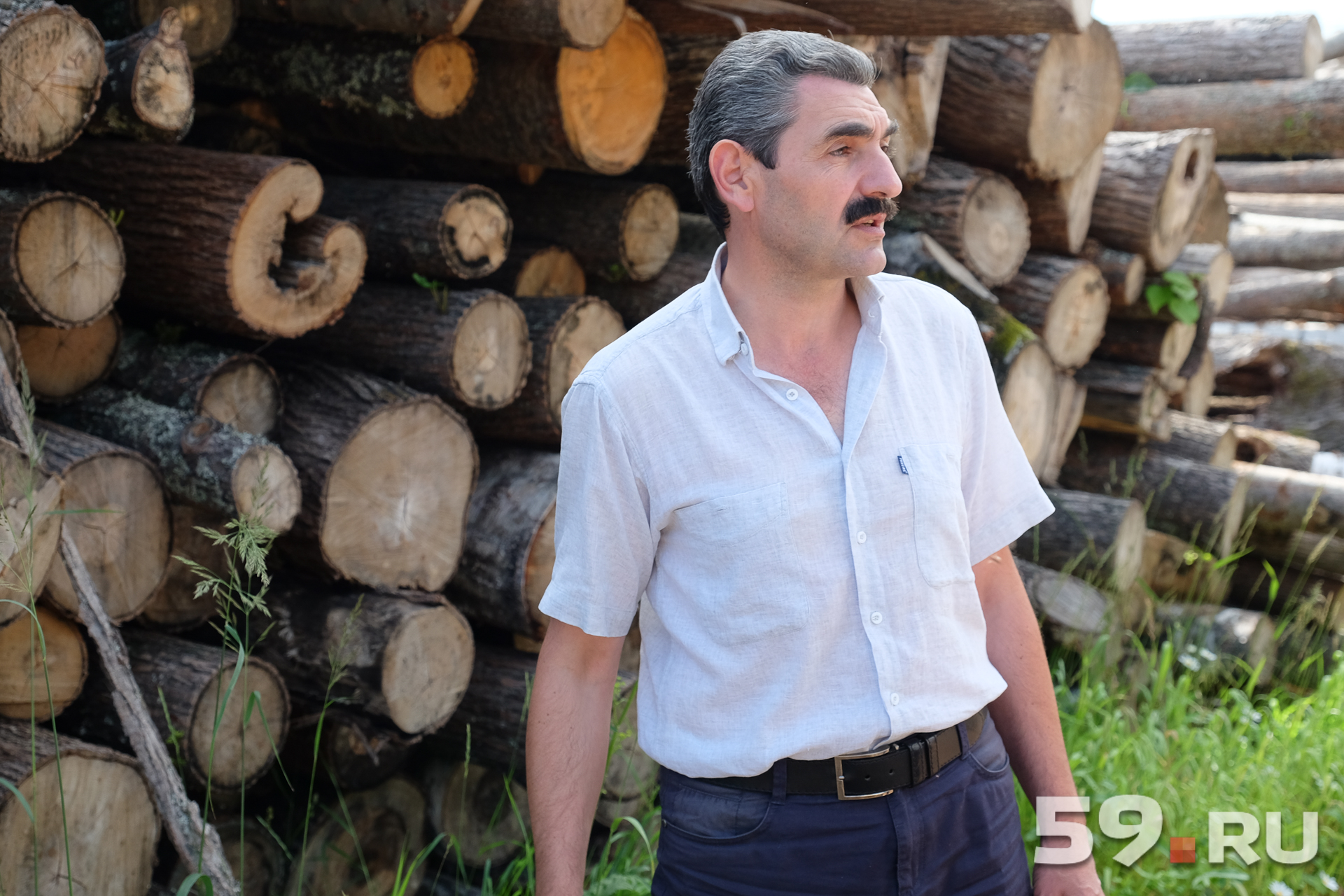 Почти 20 лет Армен работает в лесной отрасли