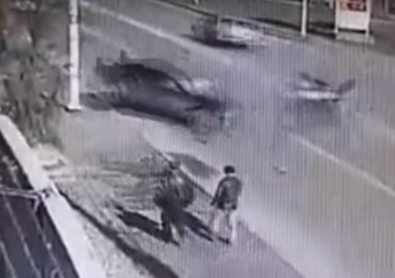 Кадр из видео в YouTube на канале СКР по Иркутской области