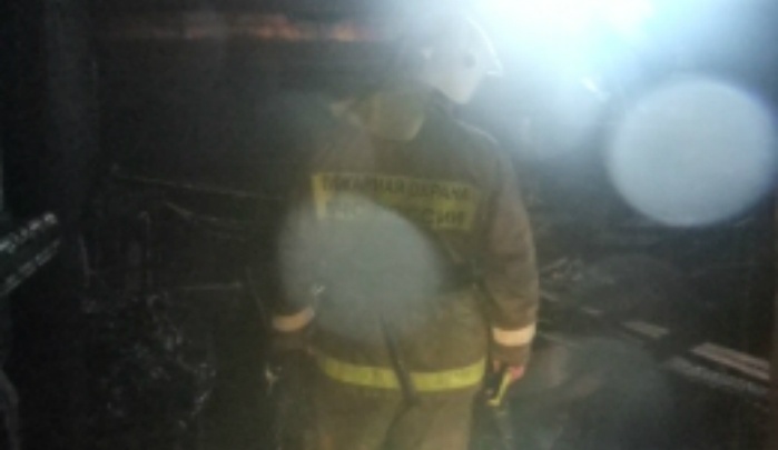 Восемь пожарных в центре Ярославля тушили «Тойоту»