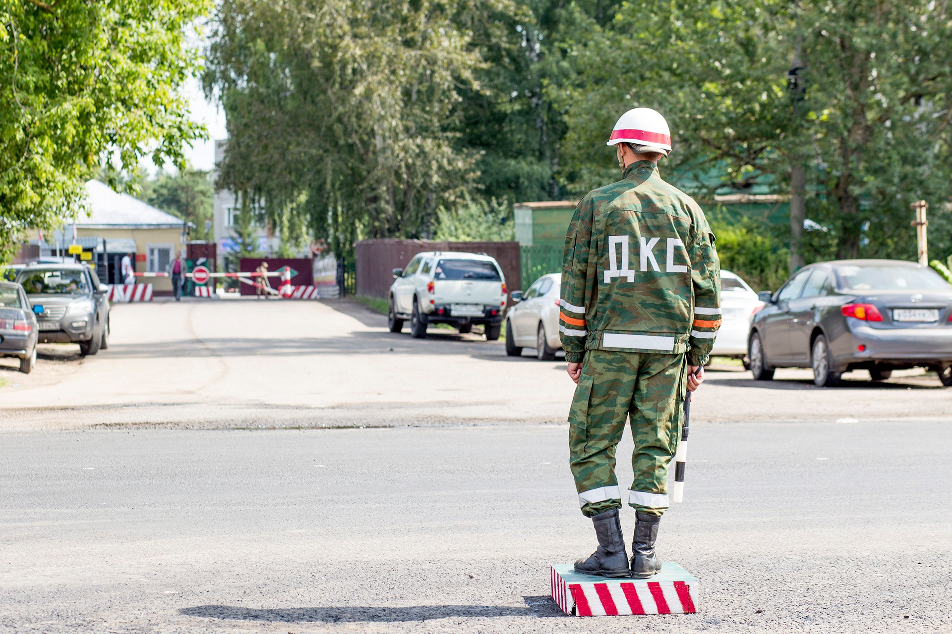 ДКСники не похожи на обычных гаишников ДКСники не похожи на обычных гаишников