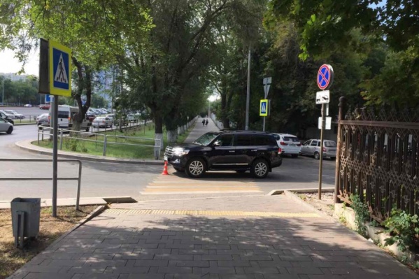 Полиция проводит проверку по факту ДТП Полиция проводит проверку по факту ДТП