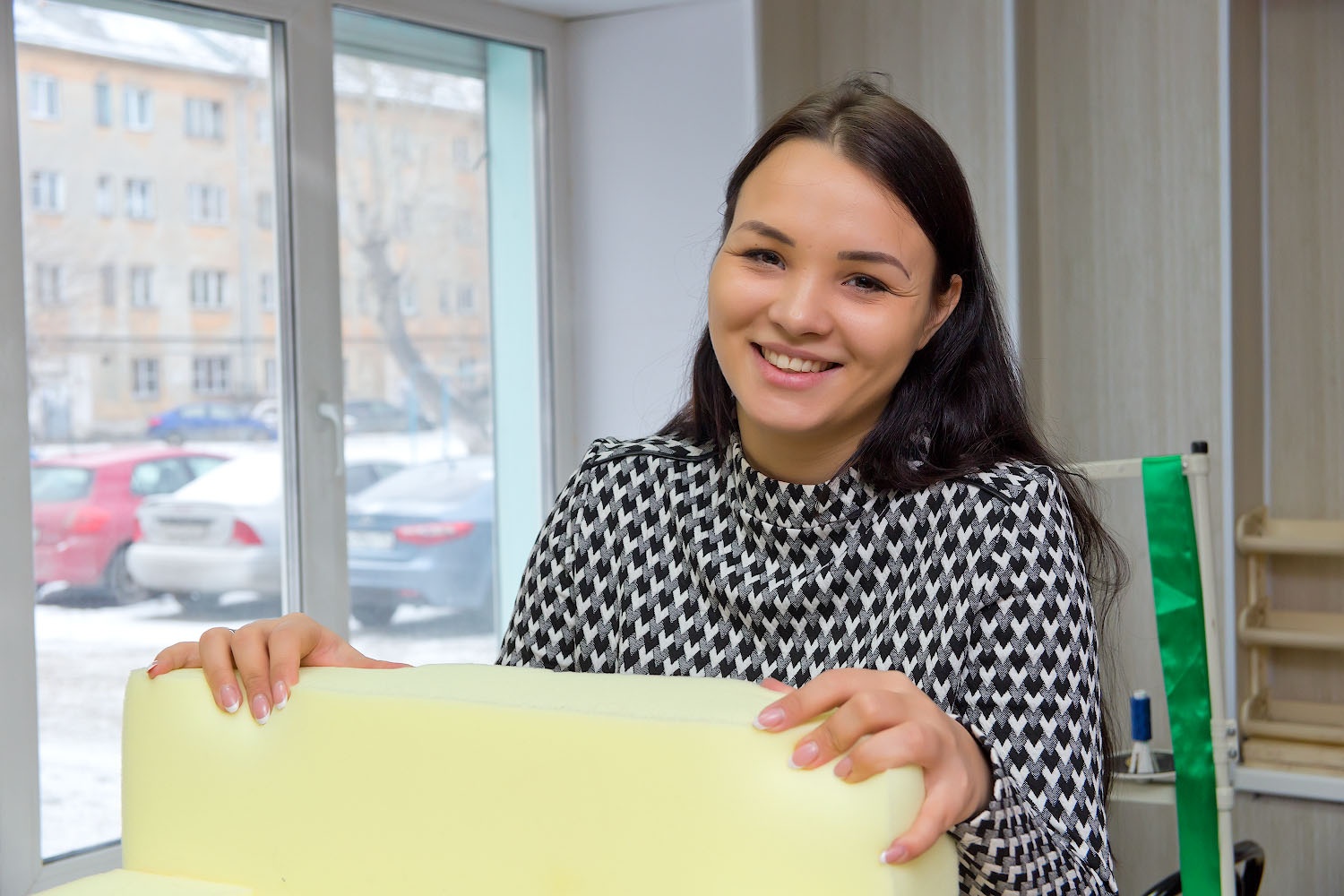 Основа кресла — поролон Основа кресла — поролон