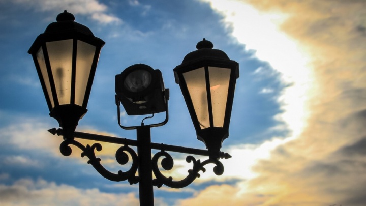На освещение в Ростове потратят 400 миллионов рублей: новые фонари появятся на 50 улицах