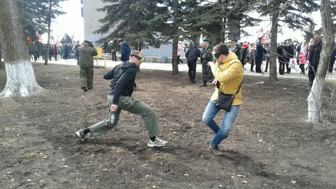 Сражения на ножах в сквере у «Мира» Сражения на ножах в сквере у «Мира»