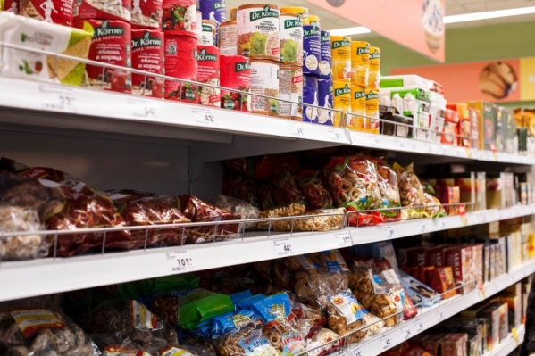Не только печеньки и конфеты можно было прикупить в продуктовом у школы Не только печеньки и конфеты можно было прикупить в продуктовом у школы