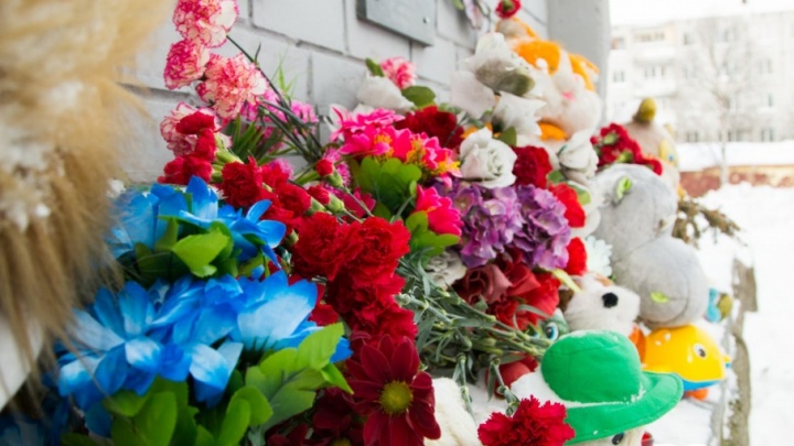 «На последнем этаже рухнувшего подъезда кричал мальчик»: Архангельск вспоминает жертв взрыва на Советских Космонавтов