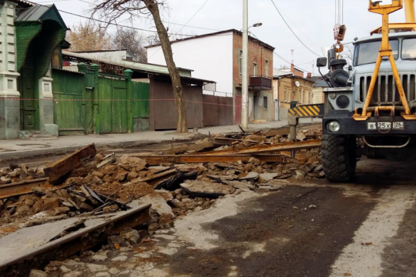 Ремонт на этой улице превратился в сплошной бардак Ремонт на этой улице превратился в сплошной бардак