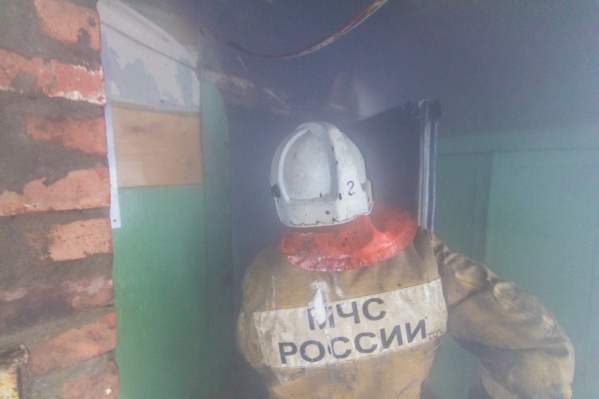 На месте работали 22 огнеборца На месте работали 22 огнеборца