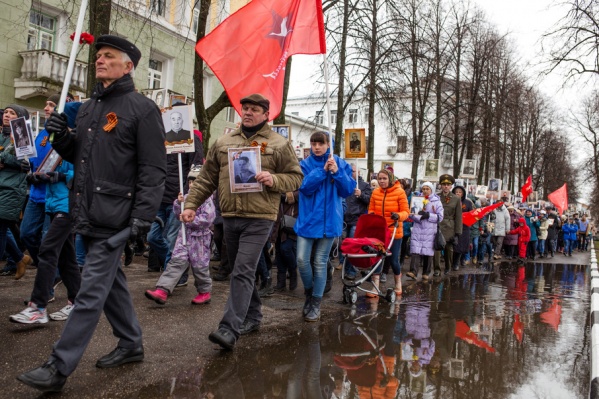 «Бессмертный полк» в Ярославле «Бессмертный полк» в Ярославле