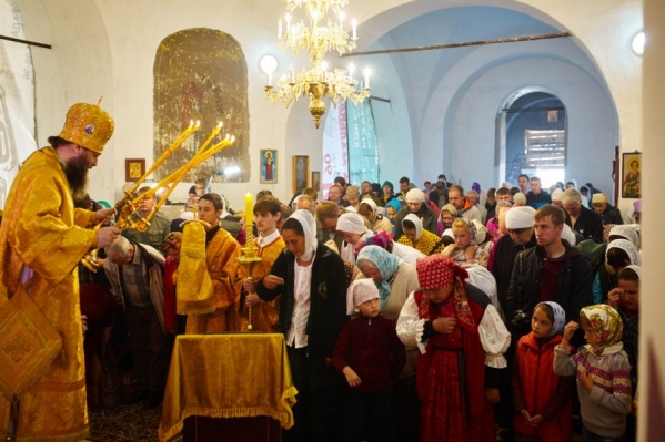Пожары происходят на улицах в селе Булзи, которые ведут к храму Покрова Пресвятой Богородицы Пожары происходят на улицах в селе Булзи, которые ведут к храму Покрова Пресвятой Богородицы