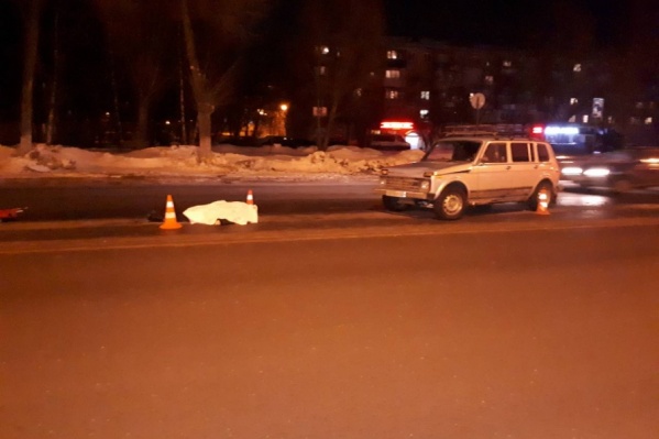 Место происшествия оградили для предотвращения последующих аварий Место происшествия оградили для предотвращения последующих аварий