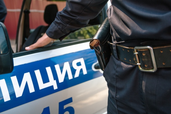 Полицейские возбудили уголовное дело, но подозреваемых нет Полицейские возбудили уголовное дело, но подозреваемых нет