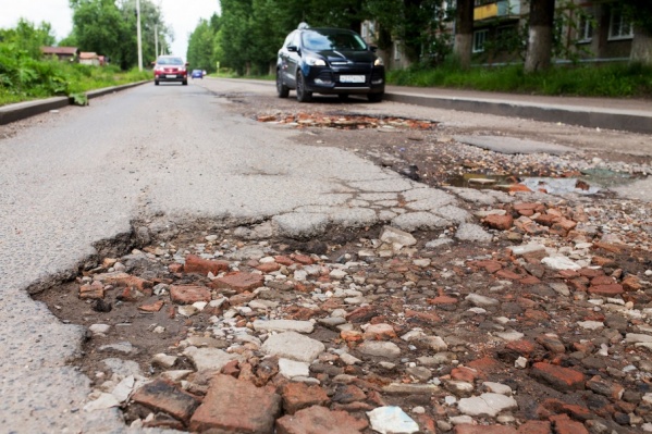 А уж как плачут водители, которым приходится ездить по такому каждый день А уж как плачут водители, которым приходится ездить по такому каждый день