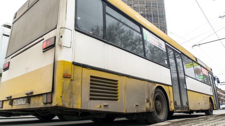 В Ростове на улице Депутатской появится выделенная полоса для автобусов