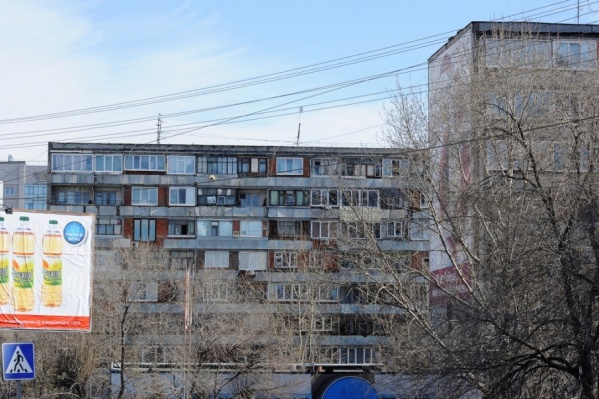 Квартиры в старых домах соперничают со строящимися многоэтажками экономкласса на окраинах за звание самого дешевого жилья Квартиры в старых домах соперничают со строящимися многоэтажками экономкласса на окраинах за звание самого дешевого жилья
