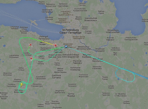 Коллаж "Фонтанка.ру" на основании данных flightradar24.com