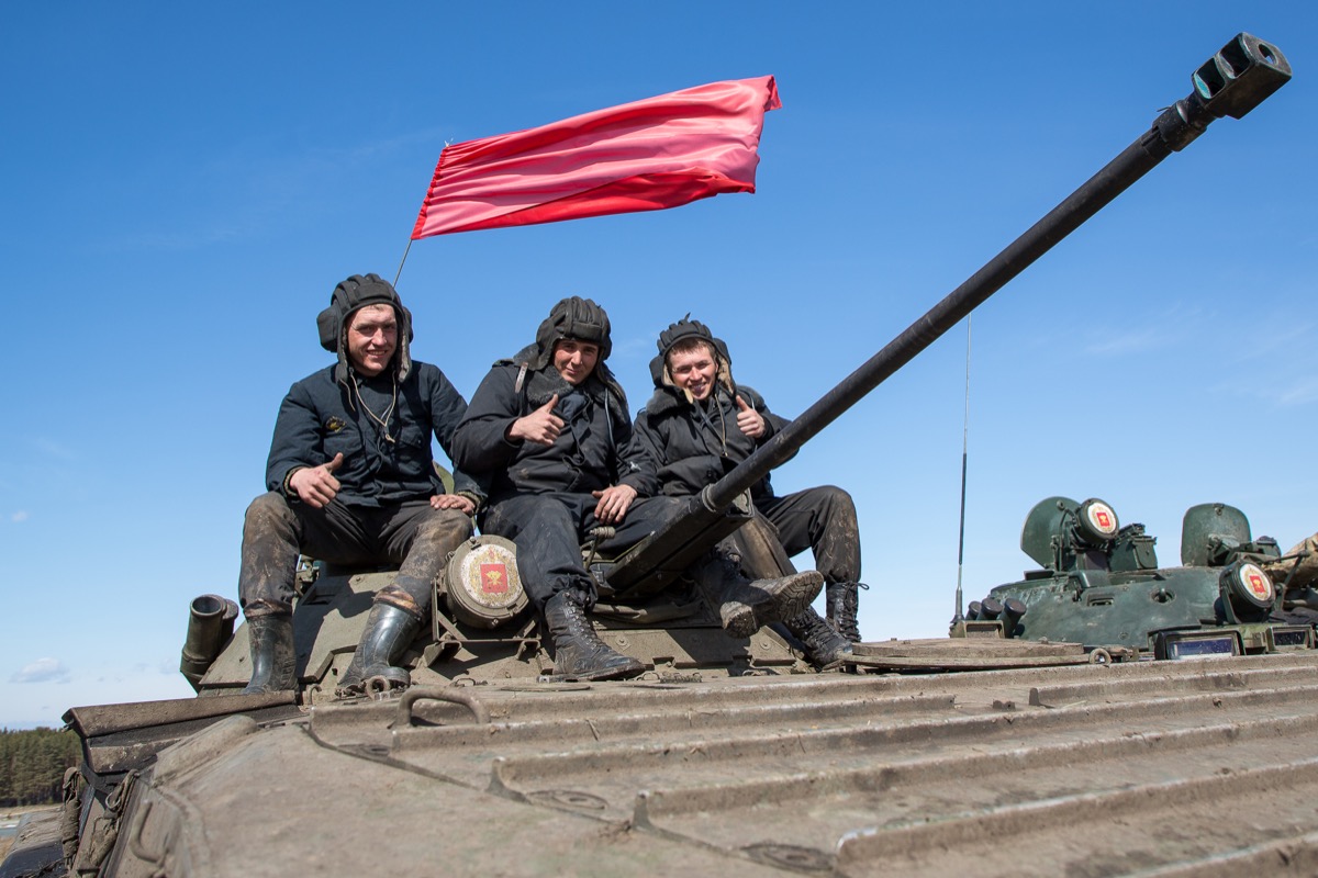 Грязные, но довольные Грязные, но довольные