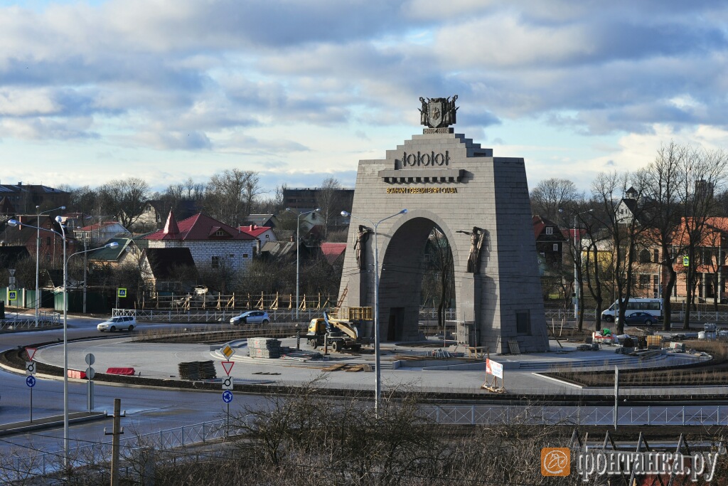 Красное село санкт. Город красное село Ленинградская область. Красное село СПБ достопримечательности. Арка красное село Ленинградская область. Арка Победы красное село Ленинградская область.