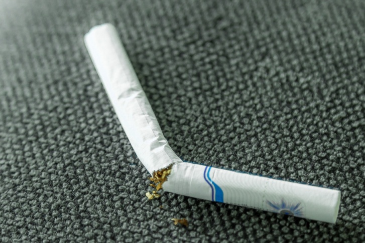 15 сигарет в день — абсолютное противопоказание для гормональной контрацепции