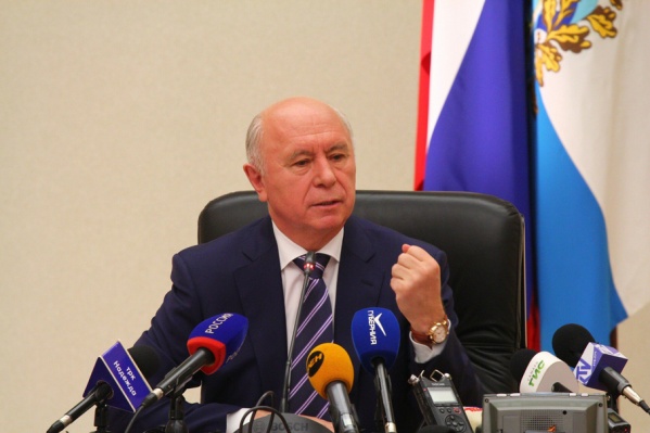 Губернатор проводит пресс-конференцию, посвященную пятилетию работы в 63-м регионе Губернатор проводит пресс-конференцию, посвященную пятилетию работы в 63-м регионе