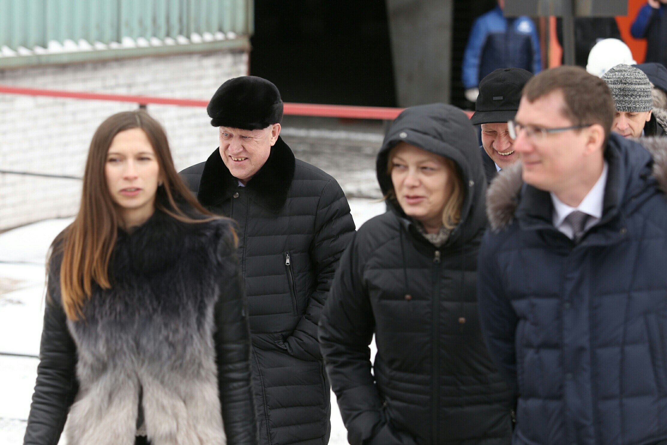 Мэр города Евгений Тефтелев демонстрирует приподнятое настроение Мэр города Евгений Тефтелев демонстрирует приподнятое настроение