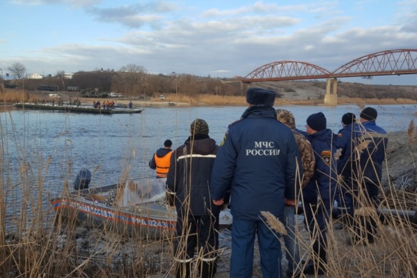 К ликвидации аварии было привлечено множество специалистов К ликвидации аварии было привлечено множество специалистов