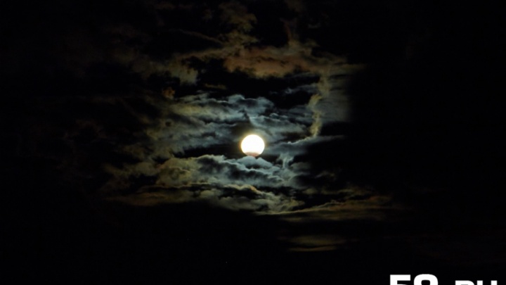Лунное затмение в Перми за 14 секунд: публикуем видео космического события
