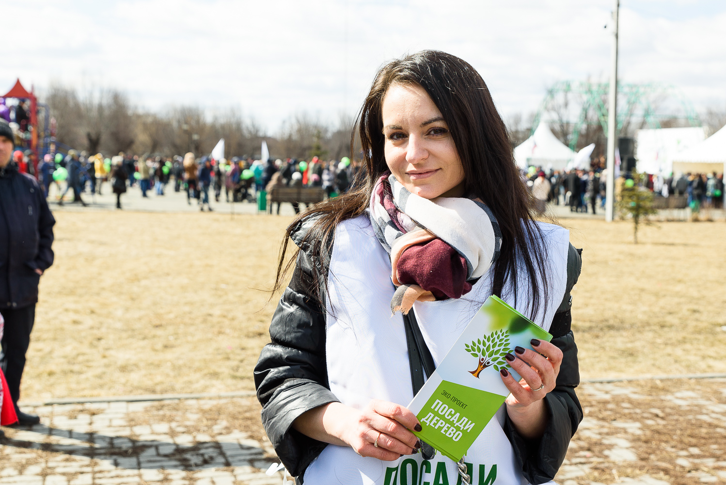 Участники митинга предлагают высадить миллион деревьев Участники митинга предлагают высадить миллион деревьев