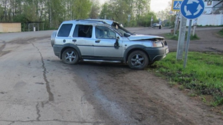 Не был пристегнут ремнем: в Прикамье погиб пассажир внедорожника