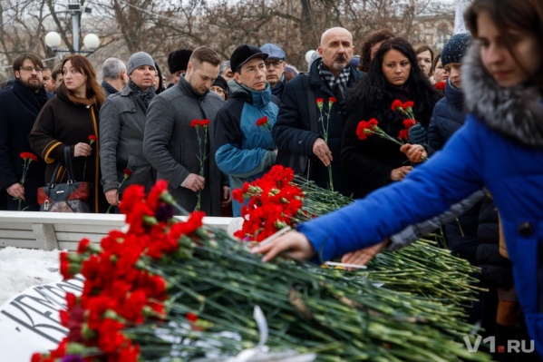 В Комсомольском саду сегодня было как никогда многолюдно В Комсомольском саду сегодня было как никогда многолюдно