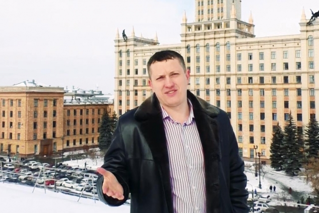 Александр Ильченко написал стихи для проекта о другом Челябинске Александр Ильченко написал стихи для проекта о другом Челябинске