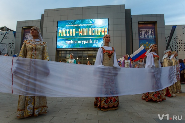 Волгоградцы разглядели все грязные пятна и неуместные улыбки Волгоградцы разглядели все грязные пятна и неуместные улыбки