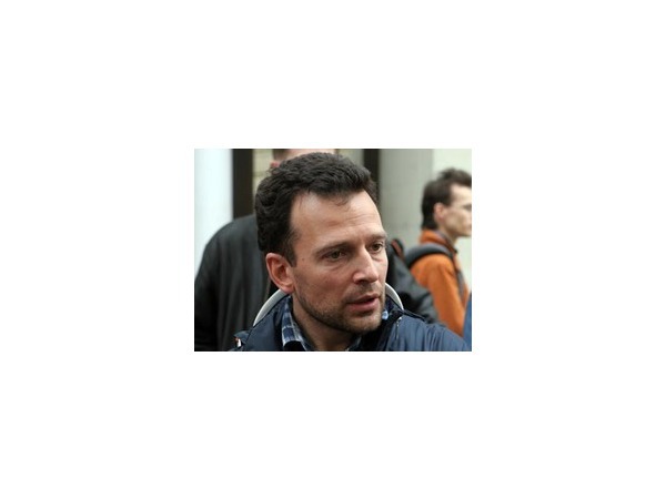 http://lenta.ru/news/2010/04/01/yakemenko/