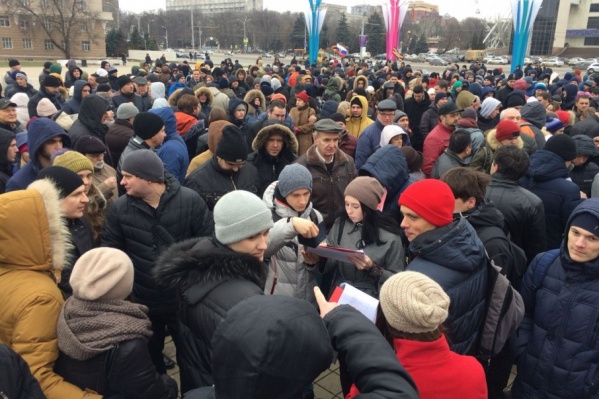 Суд расценил декабрьское собрание сторонников оппозиционера как незаконный митинг Суд расценил декабрьское собрание сторонников оппозиционера как незаконный митинг